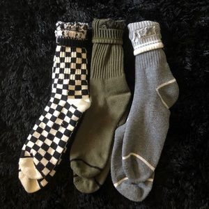 SET OF 3 LONG VANS SOCKS